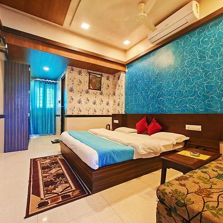 Hotel Saraswati Abu Zewnętrze zdjęcie