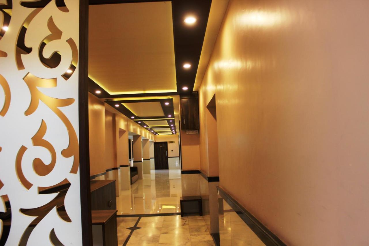 Hotel Saraswati Abu Zewnętrze zdjęcie